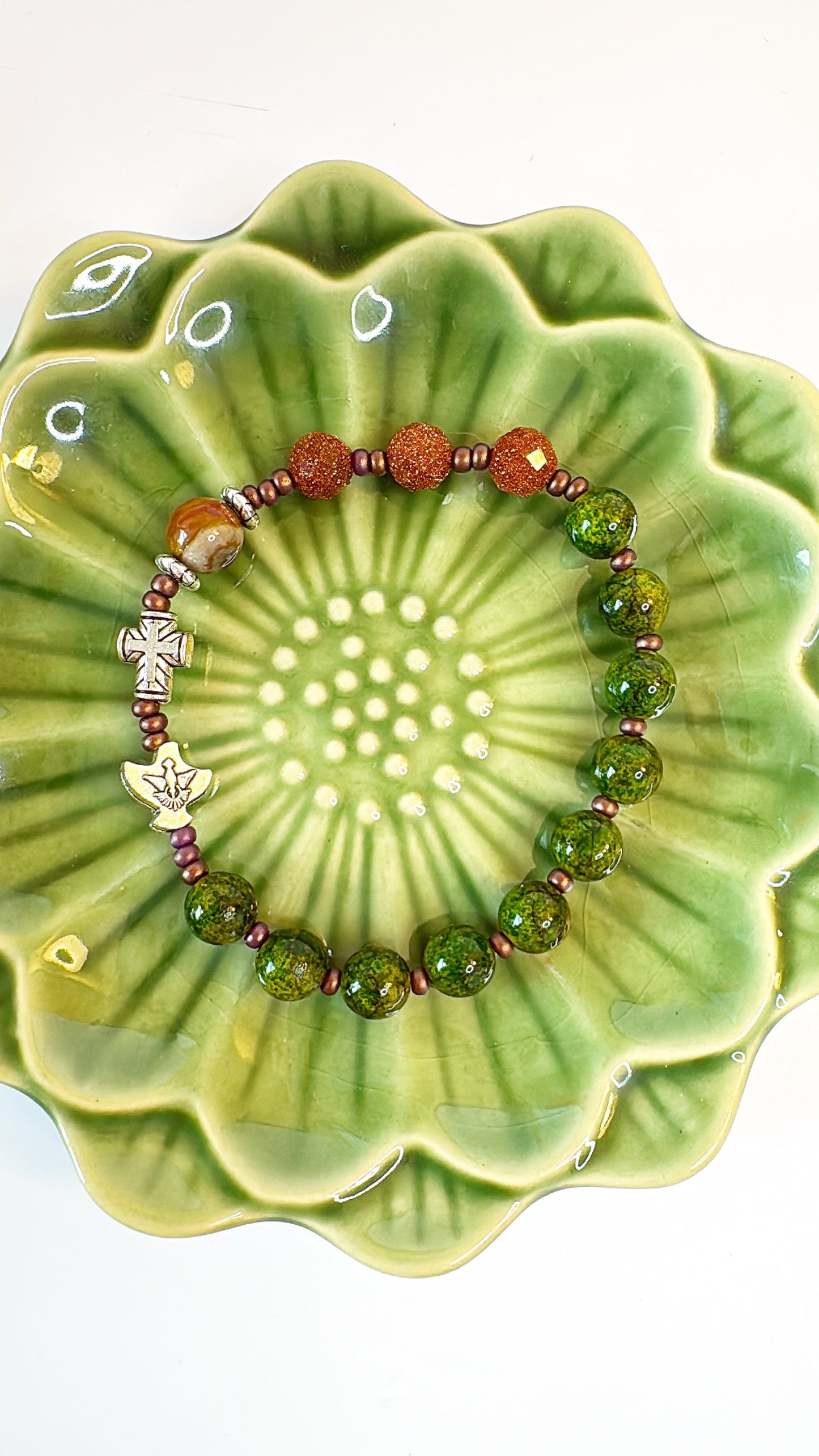 8mm Green Quartz One Decade Rosary Bracelet