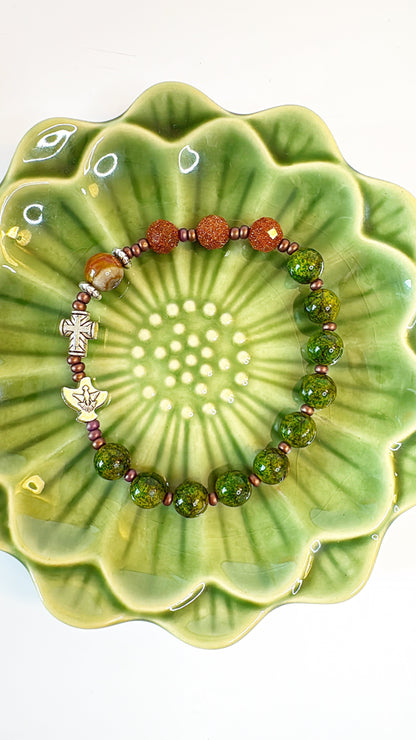 8mm Green Quartz One Decade Rosary Bracelet